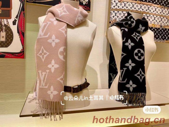 Louis Vuitton Scarf LV00026